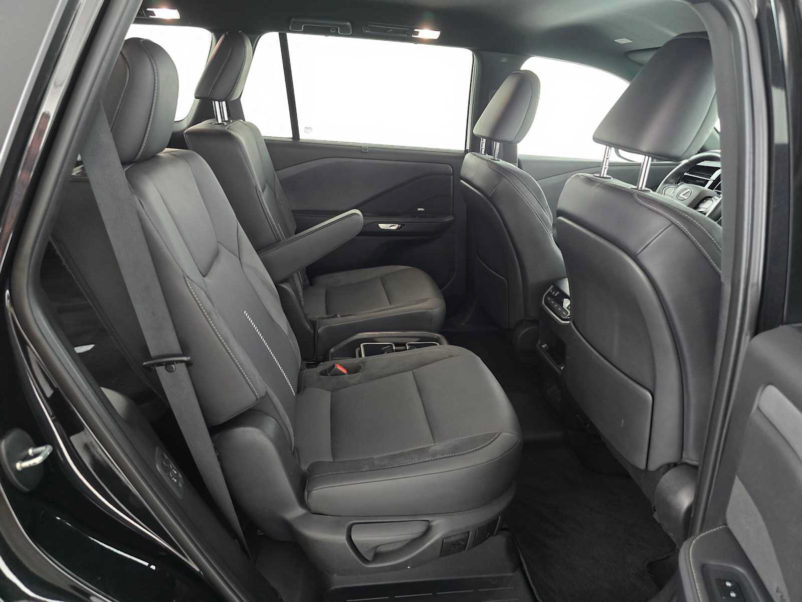 Certified 2025 Lexus TX 550h AWD Plug-In Hybrid w/ Technology Package image 12