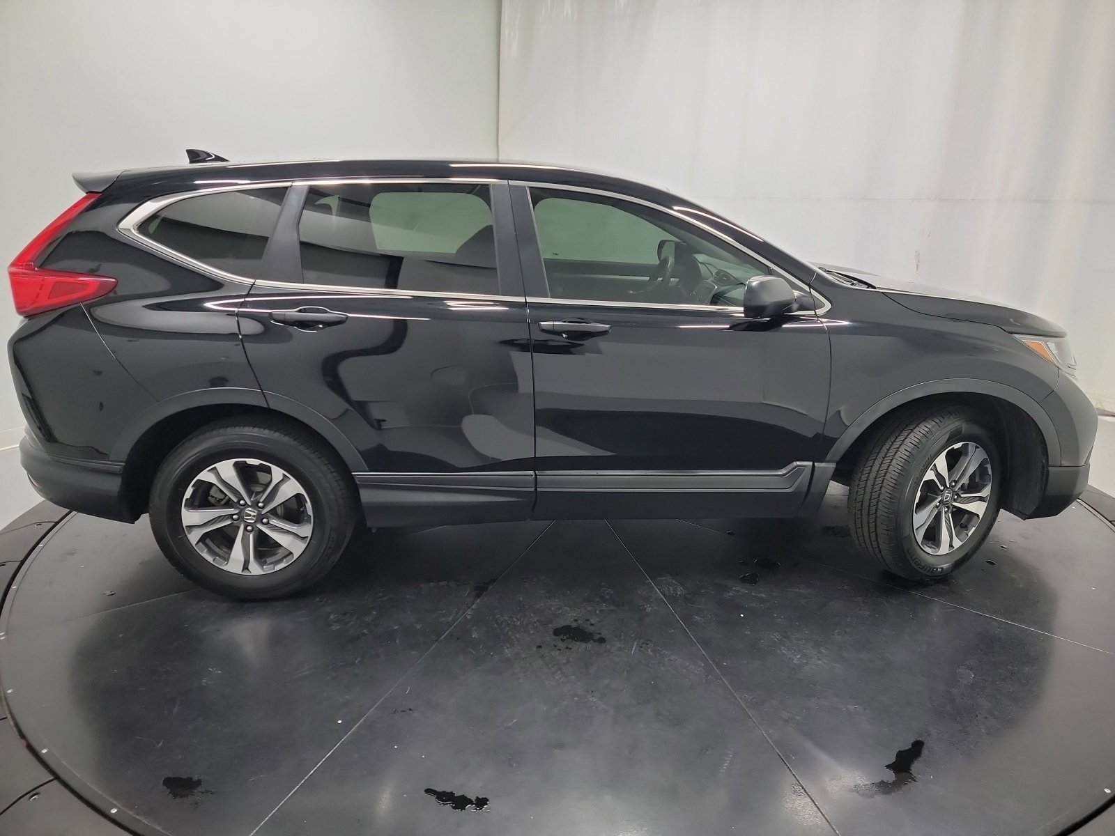 Used 2019 Honda CR-V LX image 11