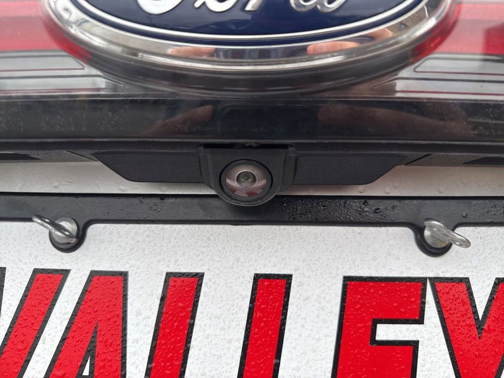 Used 2017 Ford Edge Titanium w/ Equipment Group 301A image 16