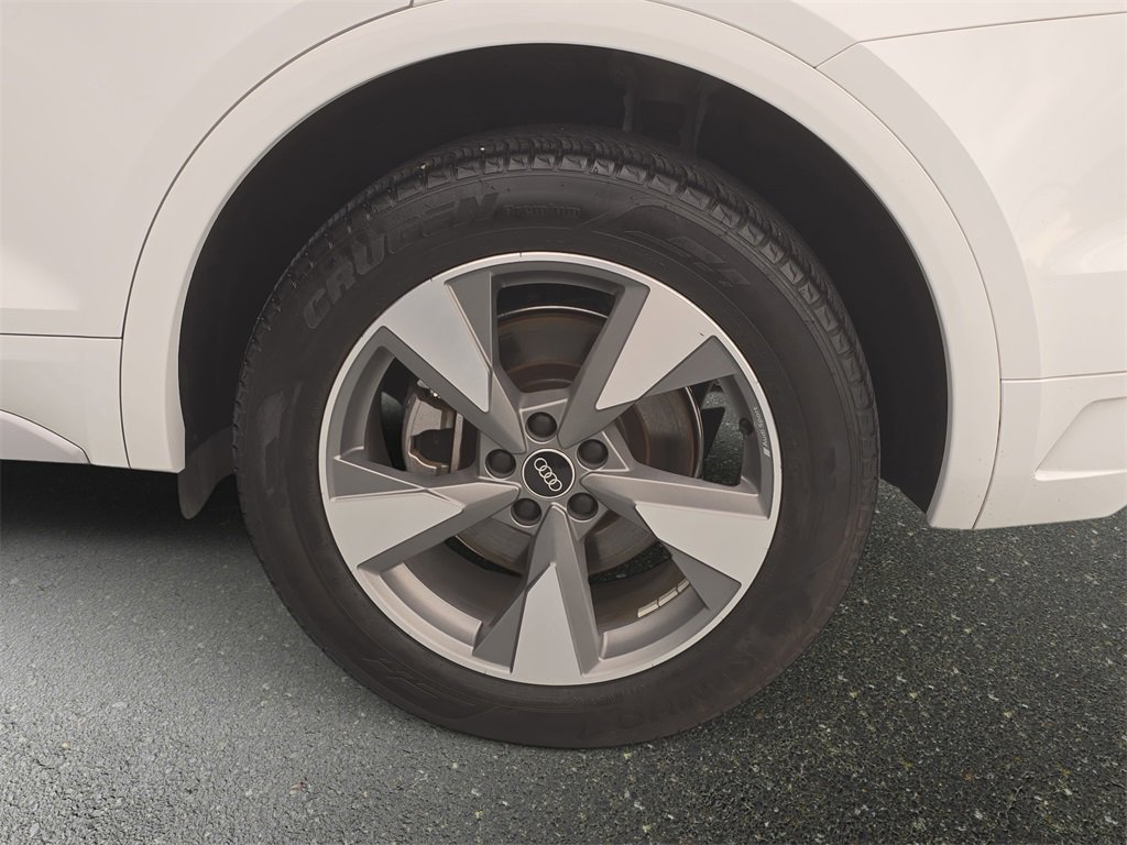 Certified 2023 Audi Q5 2.0T Premium w/ Convenience Package image 28