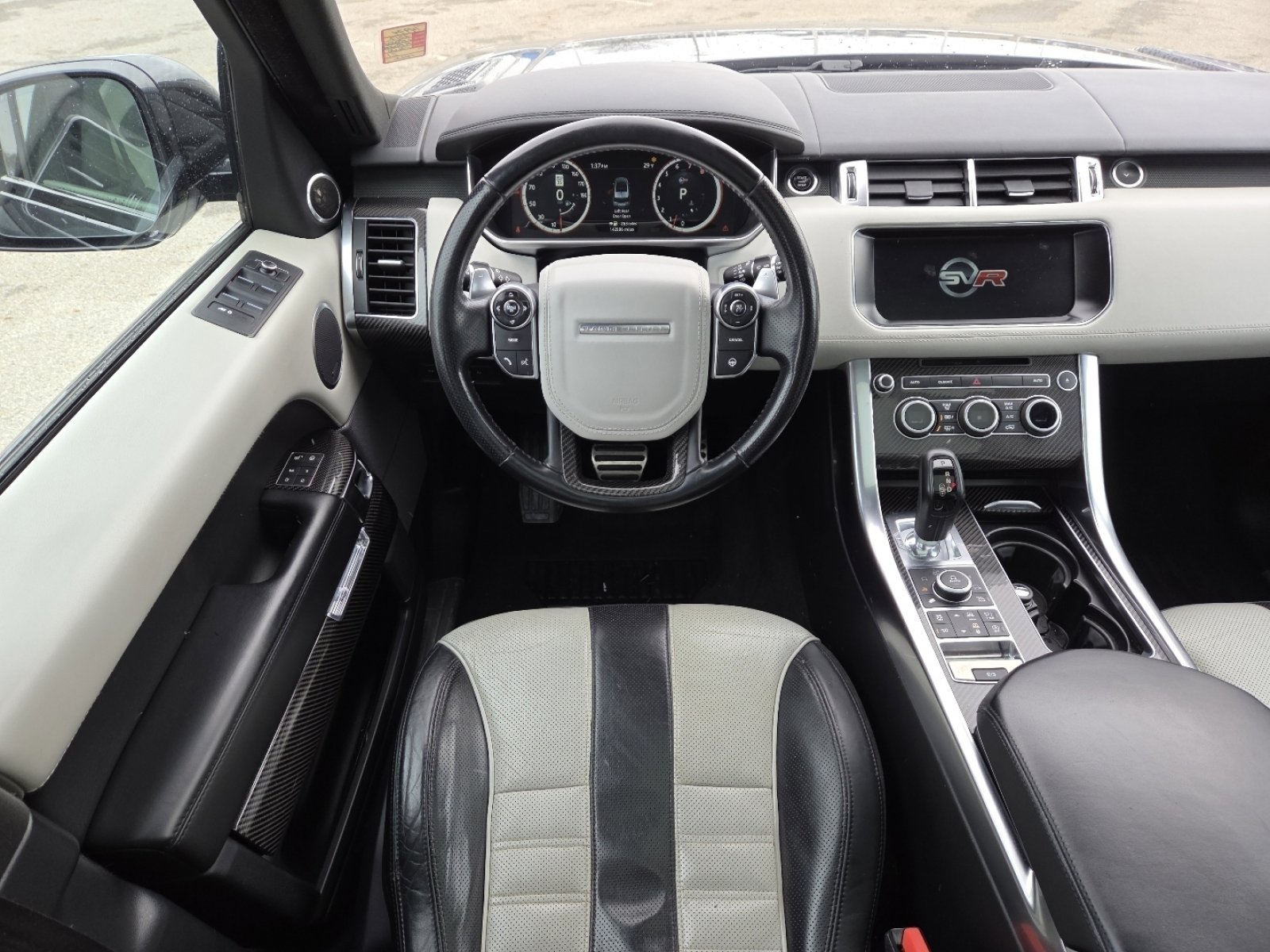 Used 2017 Land Rover Range Rover Sport SVR image 26