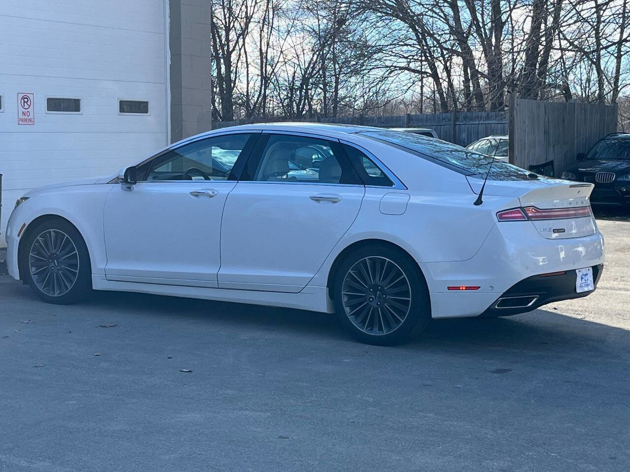 Used 2014 Lincoln MKZ Base AWD V6 4dr Sedan image 7