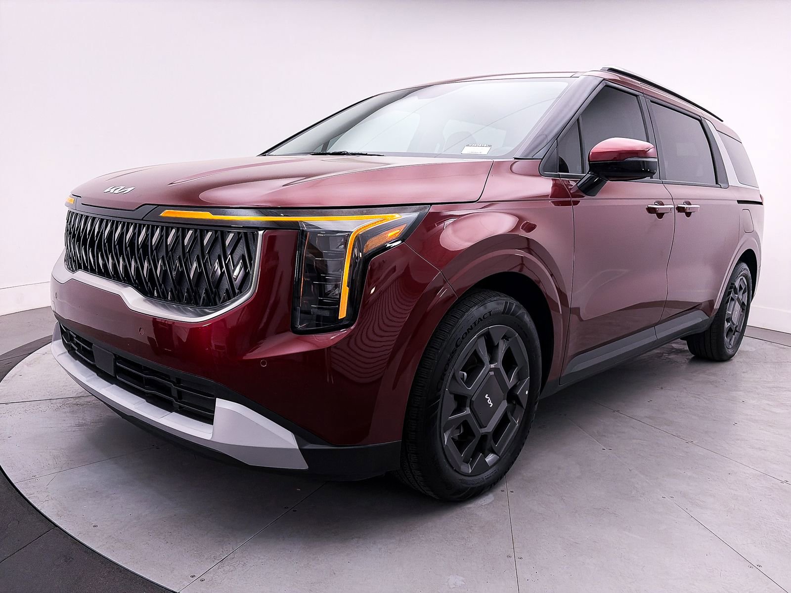 Certified 2025 Kia Carnival EX image 12