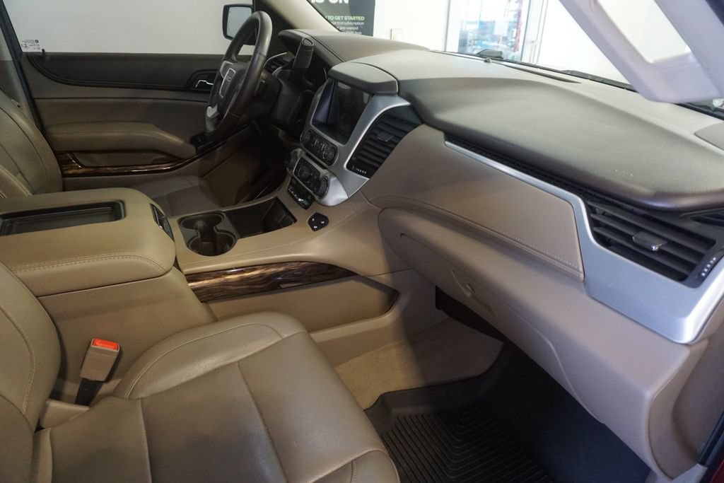 Used 2019 GMC Yukon XL SLT w/ Open Road Package RWD image 28