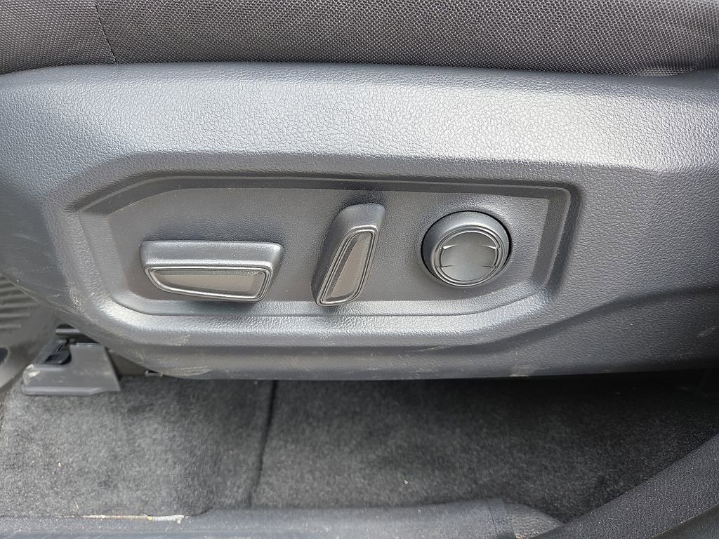 Used 2025 Toyota Tundra SR5 image 23