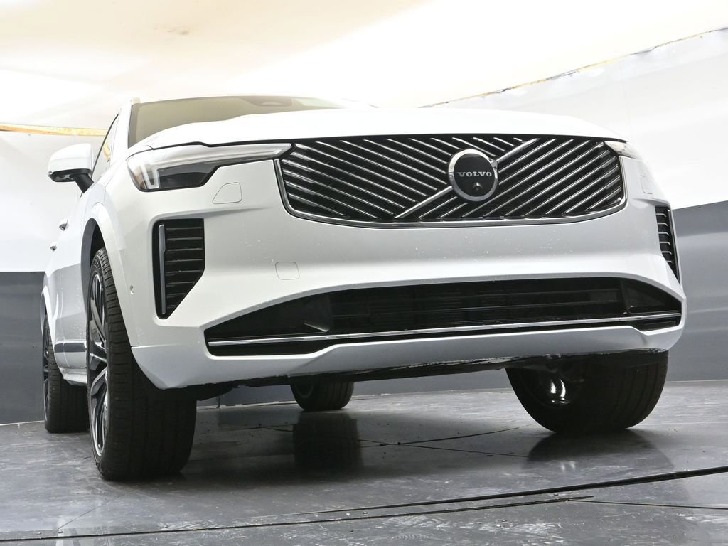 New 2026 Volvo XC90 B6 Plus w/ Protection Package Premier image 45