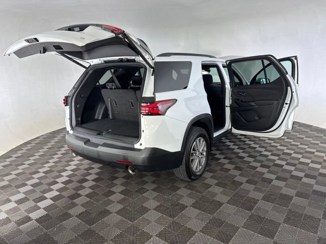 Used 2023 Chevrolet Traverse LT AWD/4WD image 16