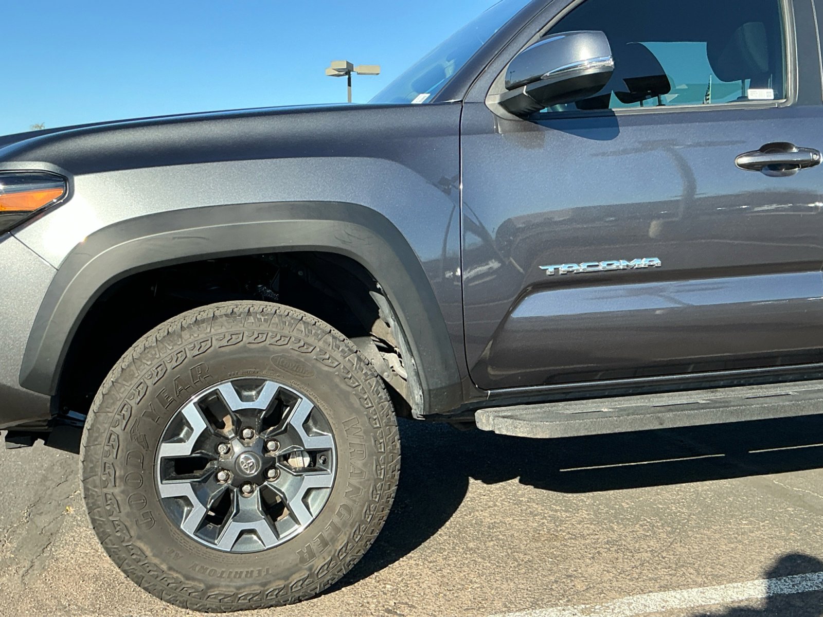 Used 2023 Toyota Tacoma TRD Off-Road image 26