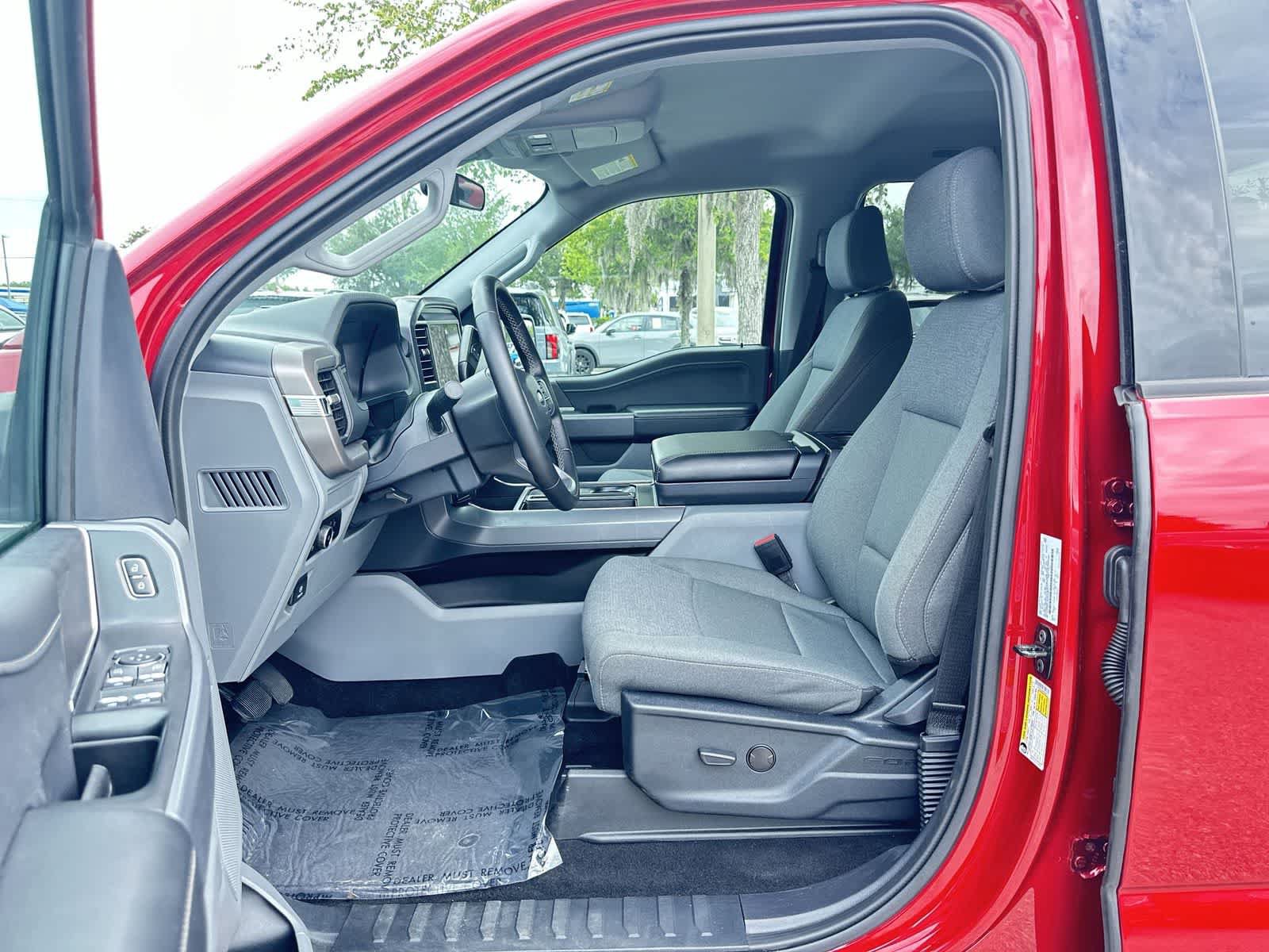 Used 2025 Ford F150 XLT w/ Equipment Group 301A Standard AWD/4WD image 2