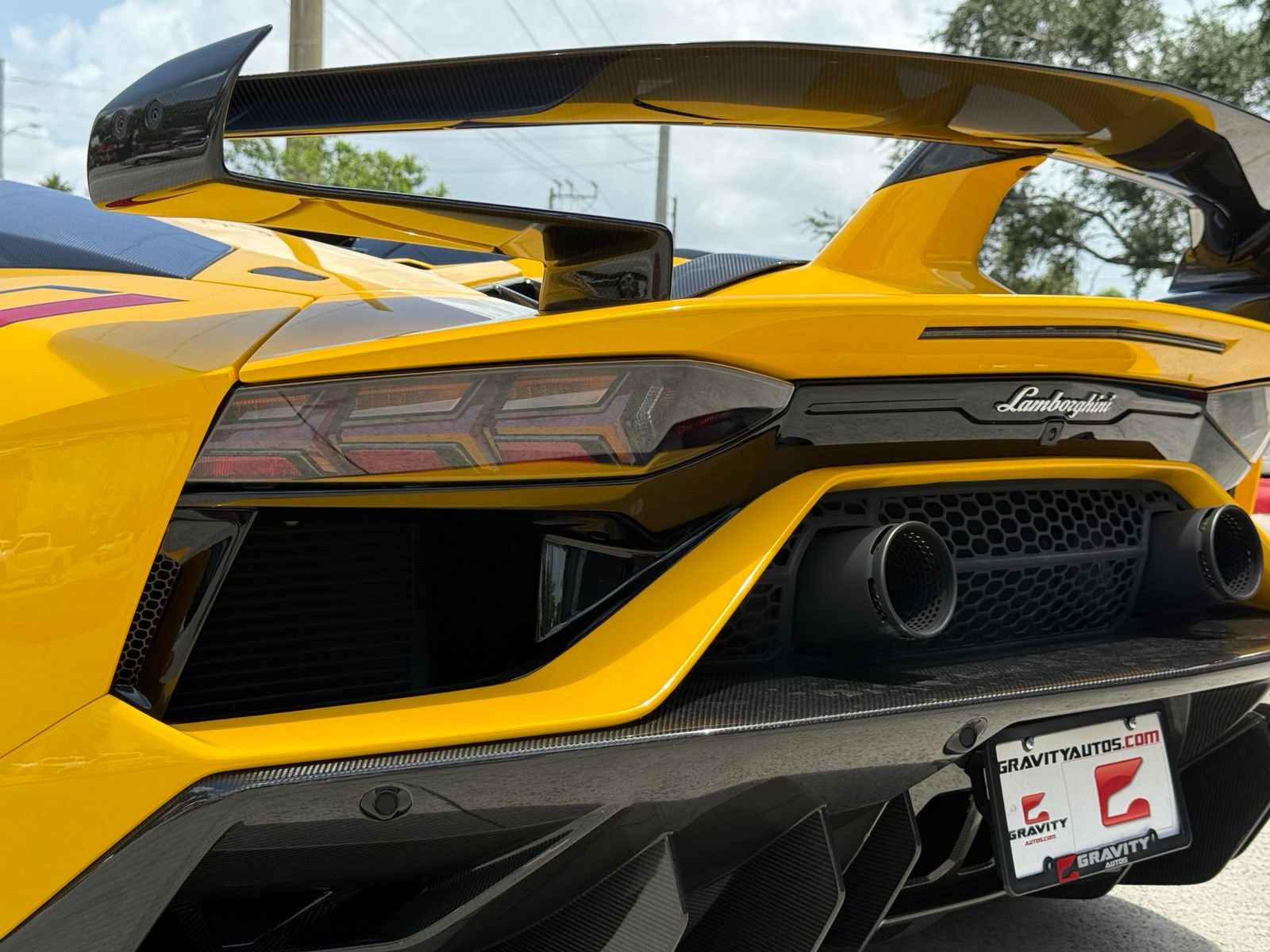 Used 2021 Lamborghini Aventador SVJ AWD/4WD image 73