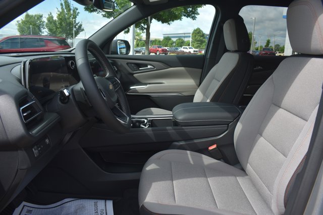 New 2026 Chevrolet Traverse LT w/ LPO, Floor Liner Package FWD image 14
