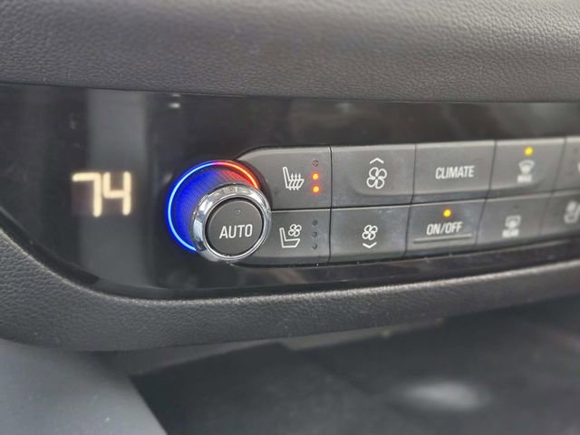 Used 2021 Buick Enclave Premium w/ Sun and Sites Package image 28