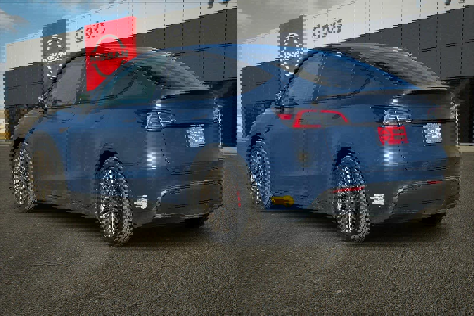 Used 2022 Tesla Model Y Performance image 7