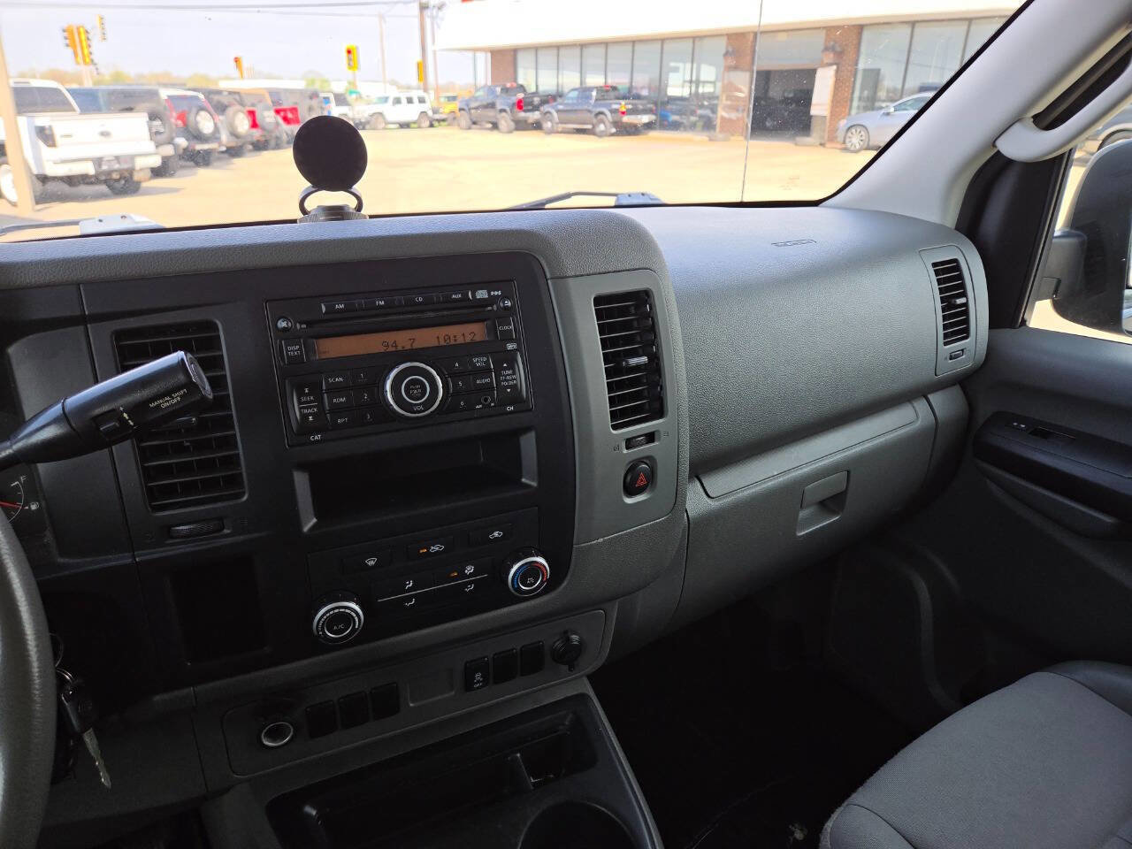 Used 2012 Nissan NV 1500 SV RWD image 32