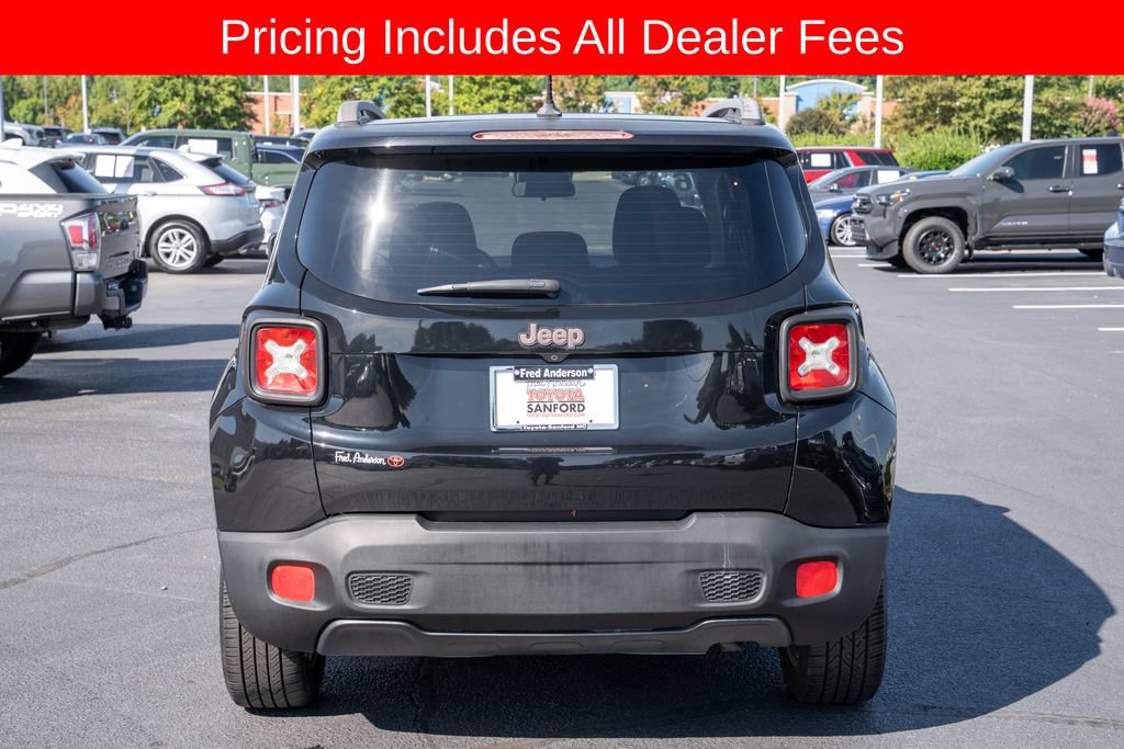 Used 2016 Jeep Renegade 75th Anniversary FWD image 4