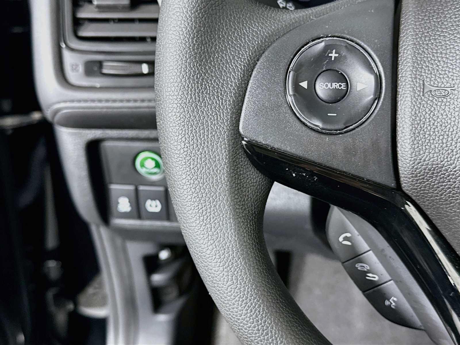 Certified 2022 Honda HR-V LX image 22