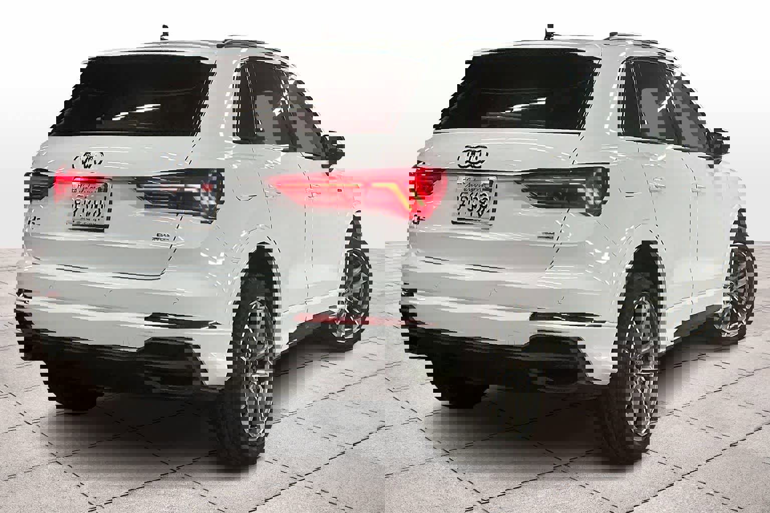 Certified 2023 Audi Q3 2.0T Premium Plus w/ Premium Plus Package image 15