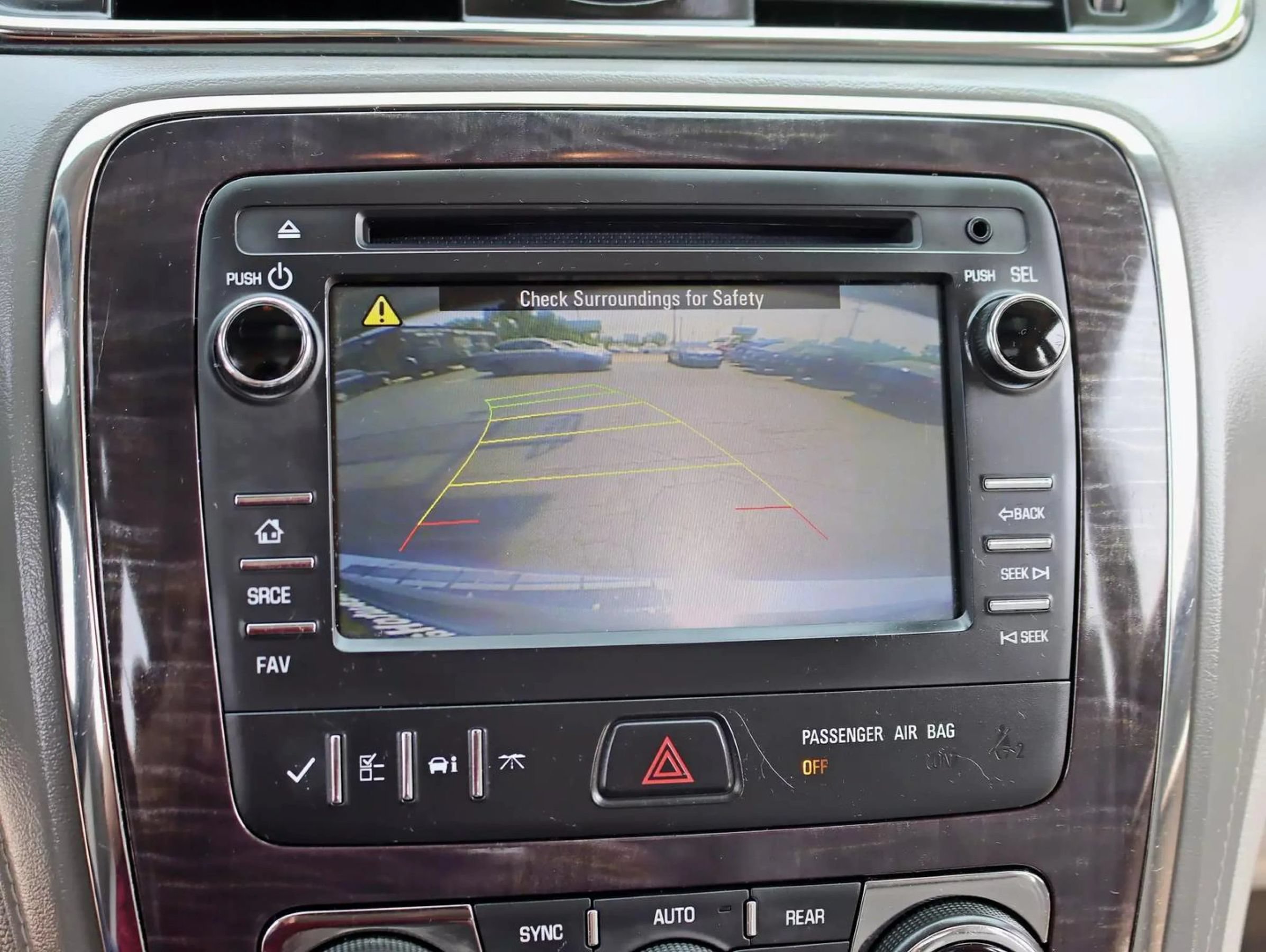 Used 2015 Buick Enclave Leather AWD/4WD image 21