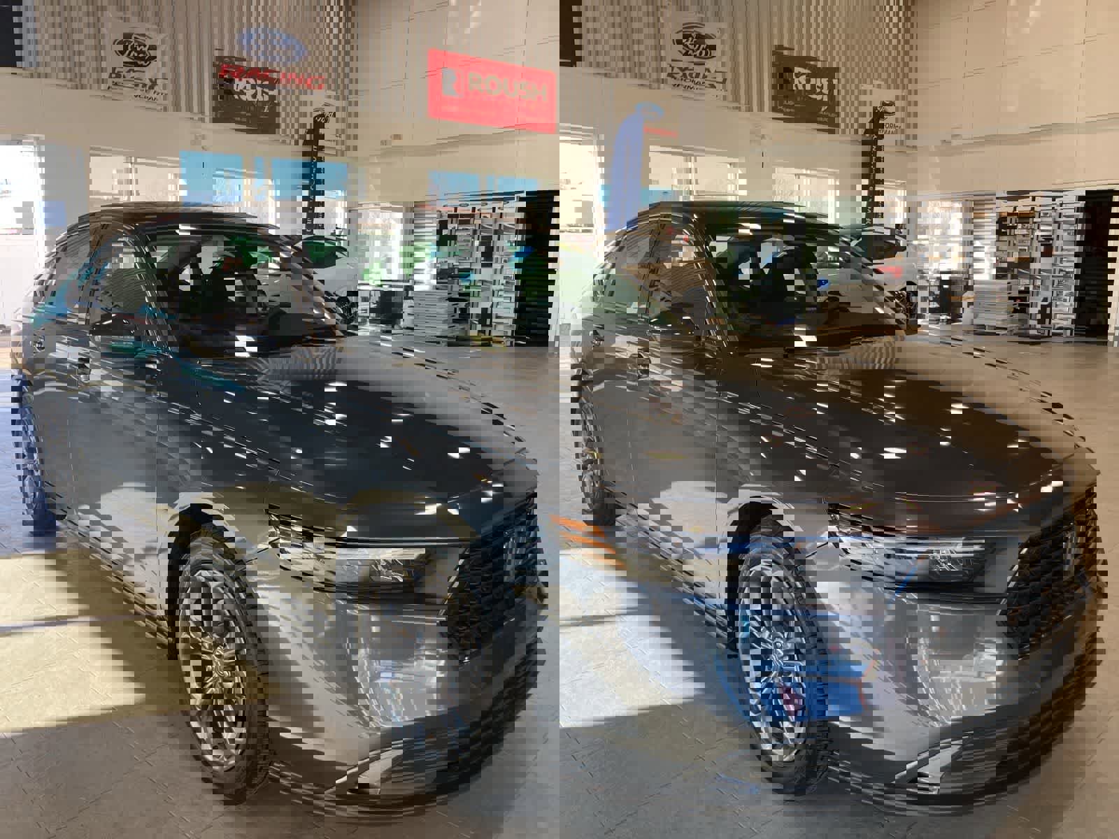 Used 2023 Honda Accord EX image 3