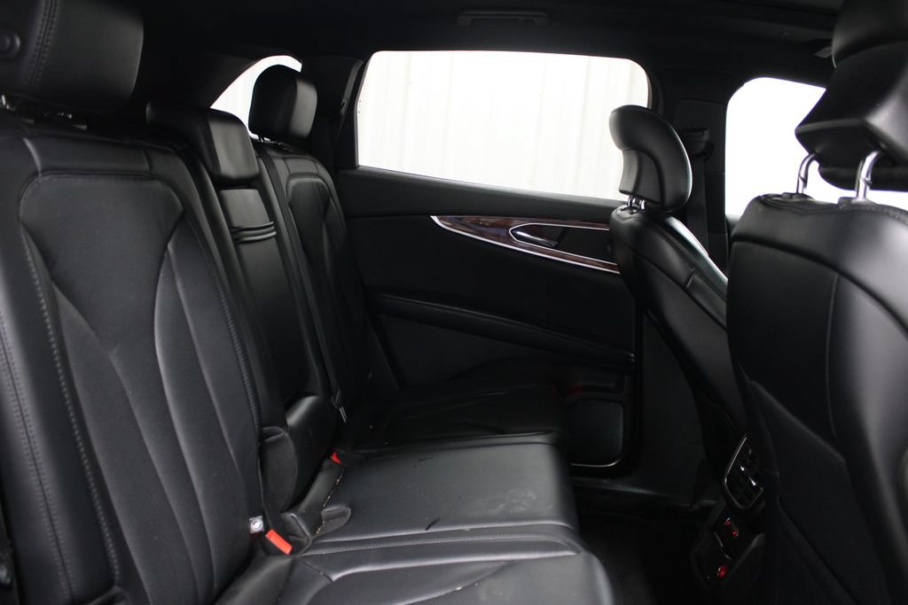Used 2019 Lincoln Nautilus Reserve w/ Cargo Utility Package AWD/4WD image 22