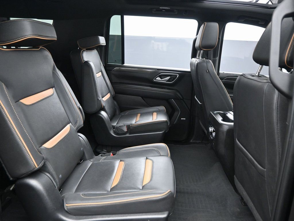 Used 2023 GMC Yukon XL AT4 w/ AT4 Premium Package image 33