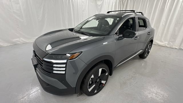 New 2026 Nissan Kicks SR w/ Cold Weather Package image 7