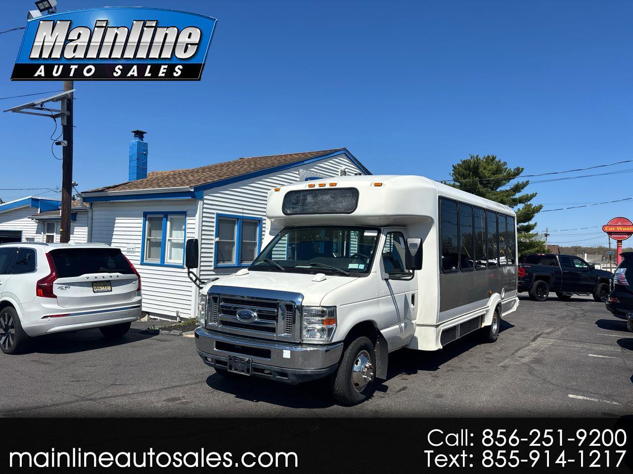 Used 2012 Ford E-450 and Econoline 450 Super Duty w/ Shuttle Bus Prep Pkg image 1