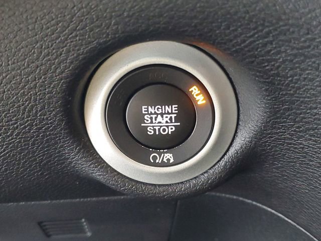 Used 2018 Chrysler Pacifica Touring Plus w/ S Appearance Package image 29