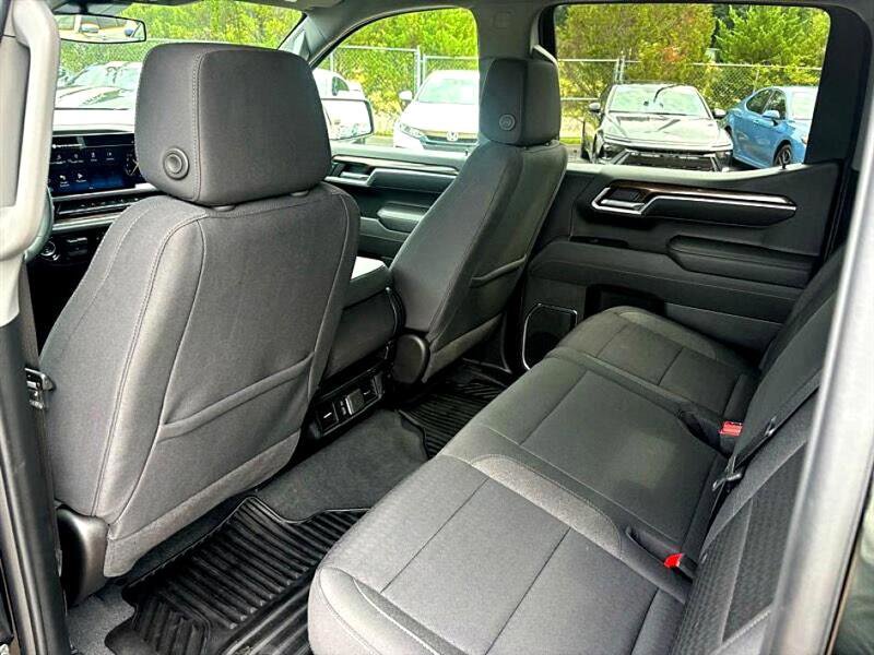 Used 2025 Chevrolet Silverado 1500 LT image 31