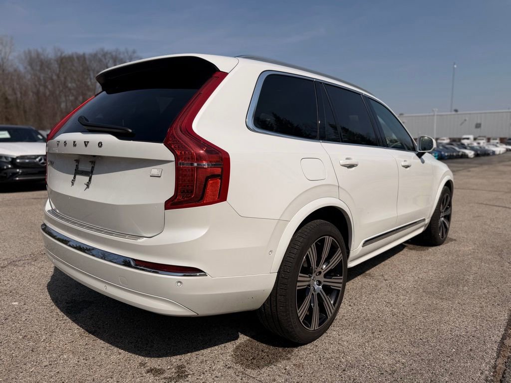 Used 2024 Volvo XC90 T8 Ultimate w/ Lounge Package image 6