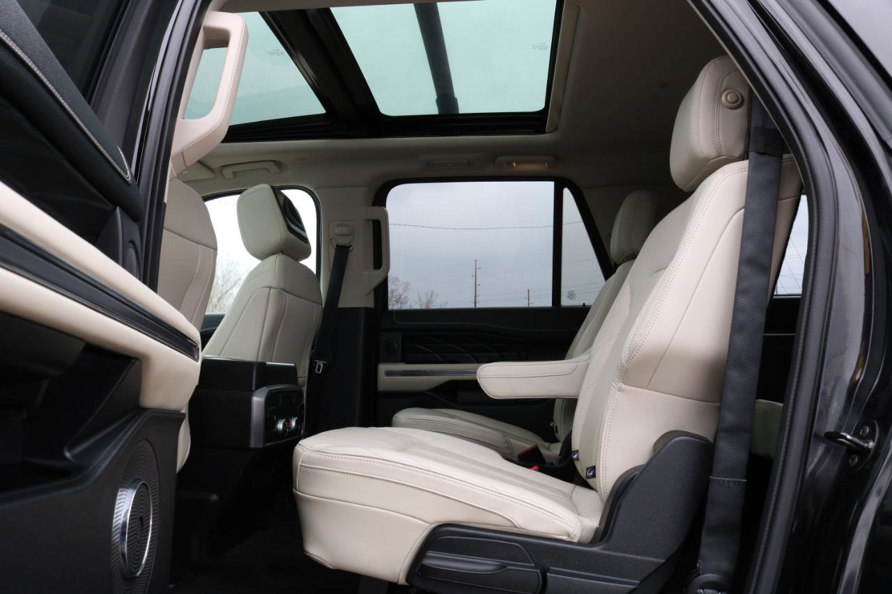 Used 2018 Ford Expedition Max Platinum image 43