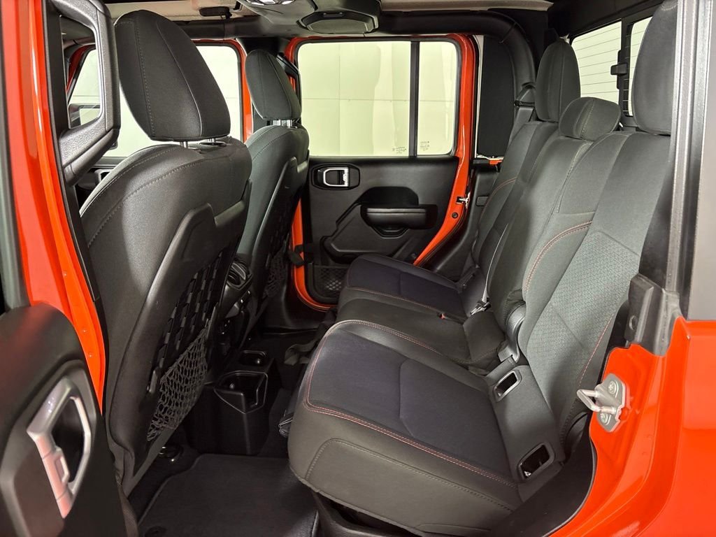 Used 2020 Jeep Gladiator Rubicon AWD/4WD image 27