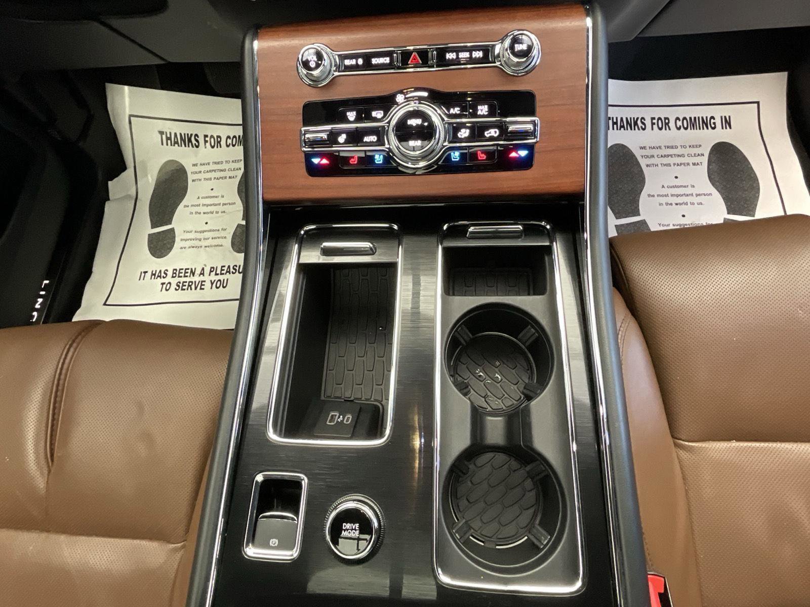 Used 2021 Lincoln Aviator Reserve w/ Equipment Group 202A AWD/4WD image 10
