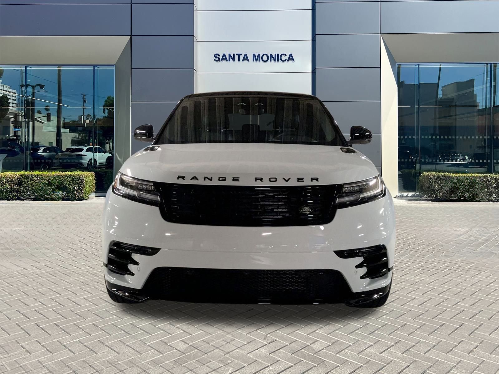 New 2026 Land Rover Range Rover Velar Dynamic SE image 6
