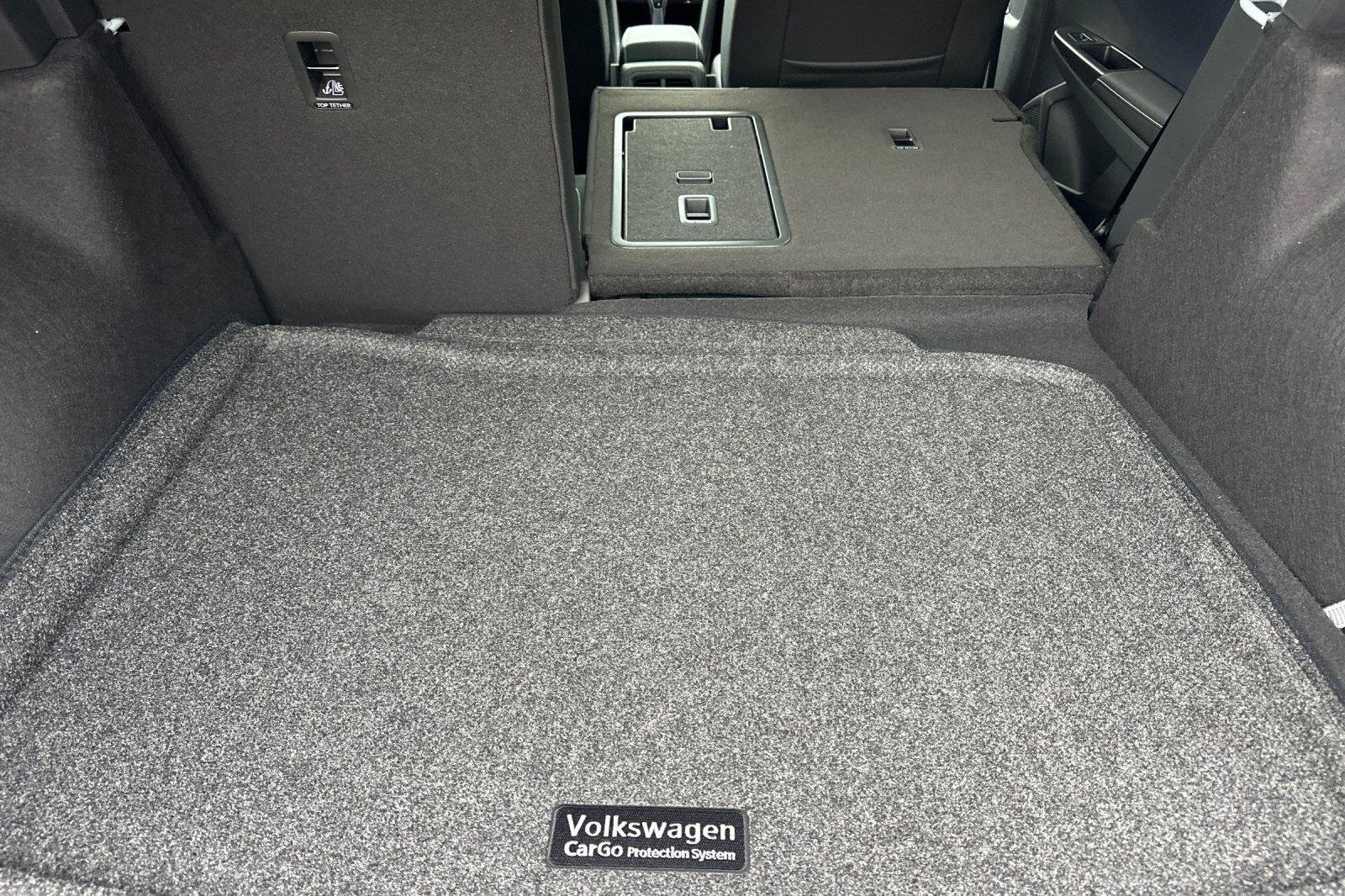 New 2026 Volkswagen Taos SEL AWD/4WD image 14
