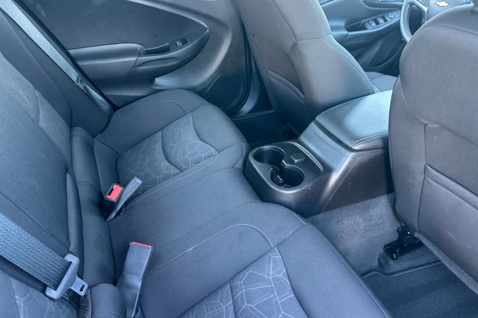 Used 2018 Chevrolet Volt LT FWD image 19