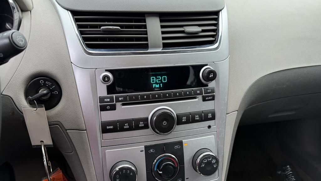 Used 2012 Chevrolet Malibu LS FWD image 4