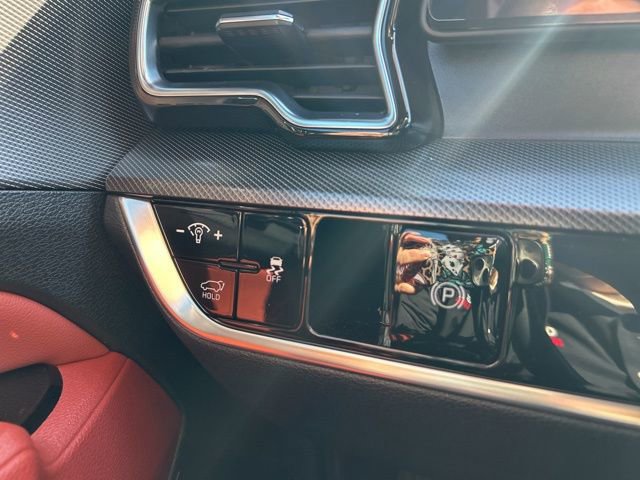 Used 2025 Kia Sportage SX FWD image 20
