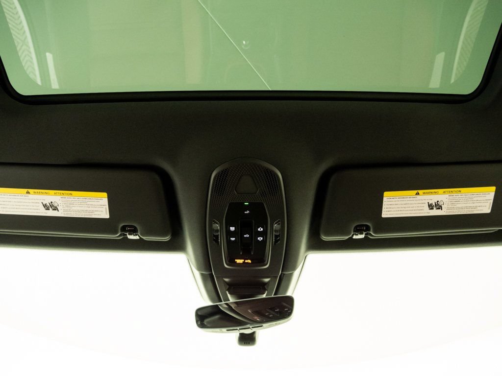Certified 2026 Porsche Cayenne AWD/4WD image 19
