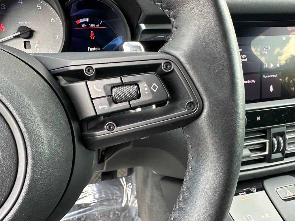 Certified 2023 Porsche Macan S image 18