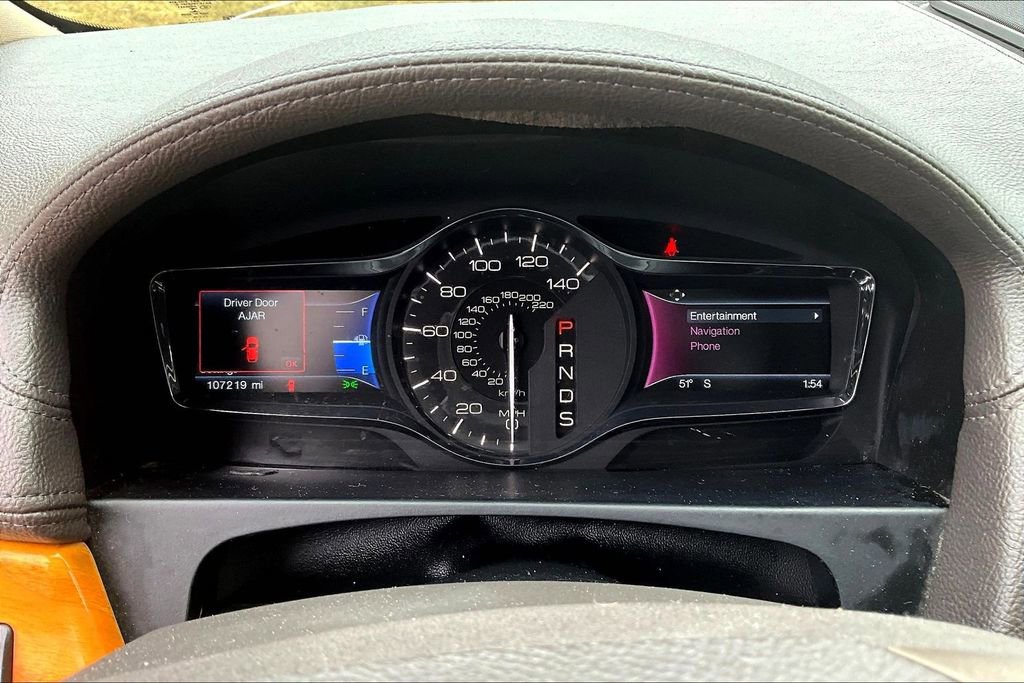 Used 2015 Lincoln MKX AWD w/ Equipment Group 102A image 13