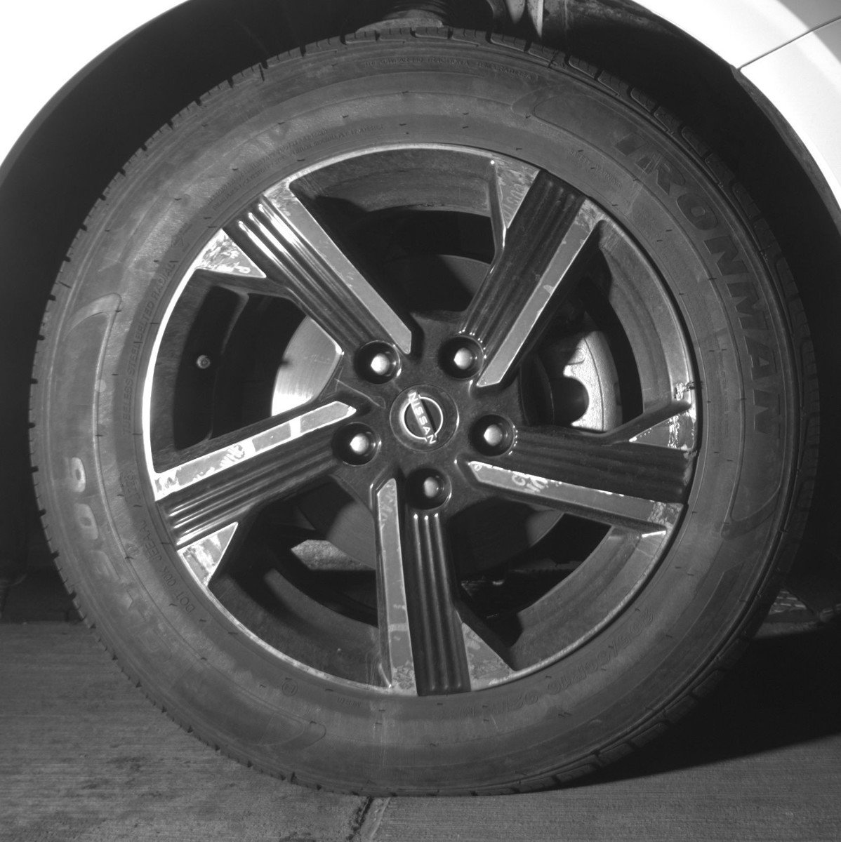 Used 2024 Nissan Sentra SV image 13