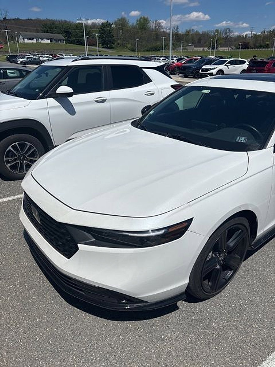 Used 2023 Honda Accord Sport image 5