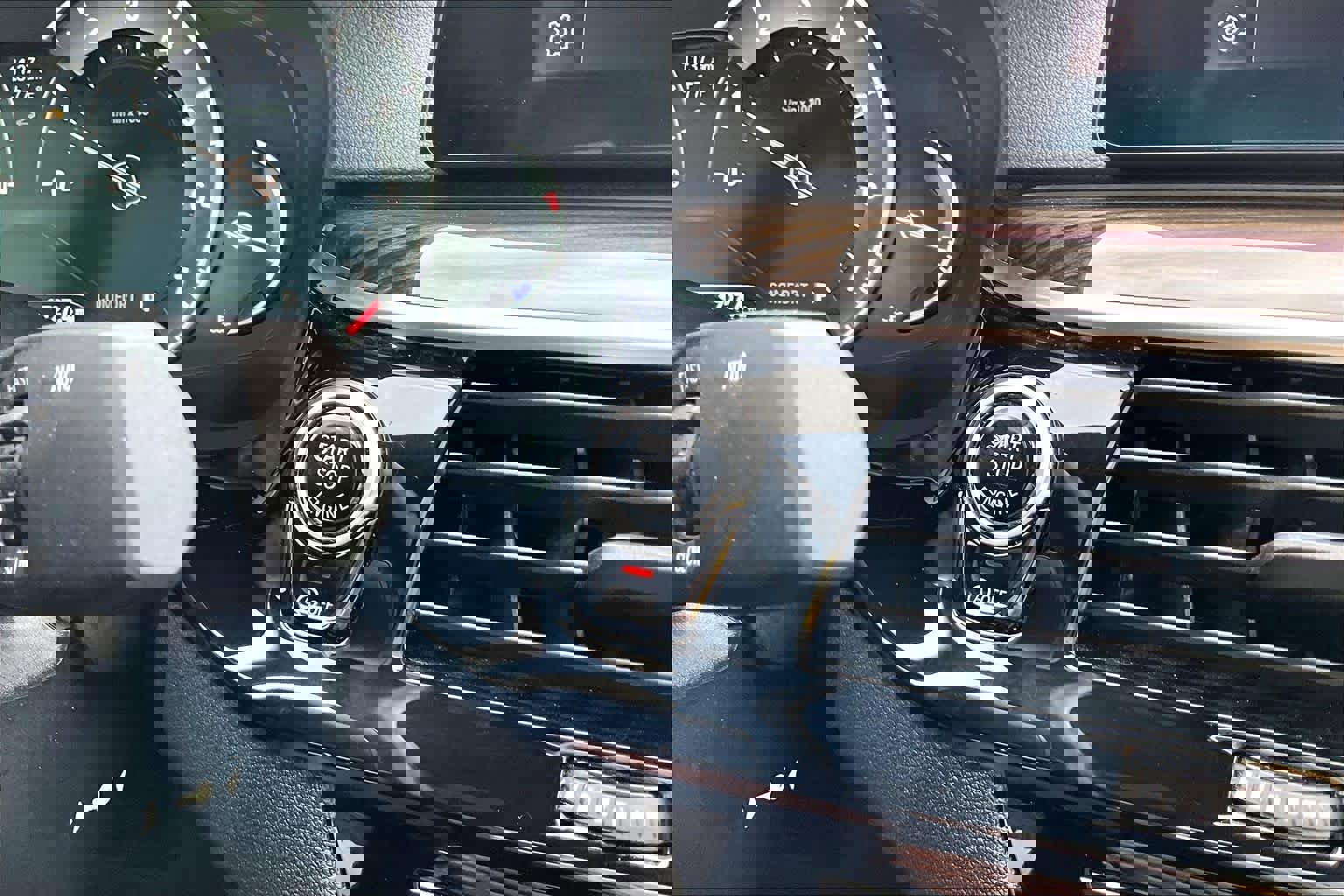 Used 2019 BMW 530i w/ Convenience Package image 31