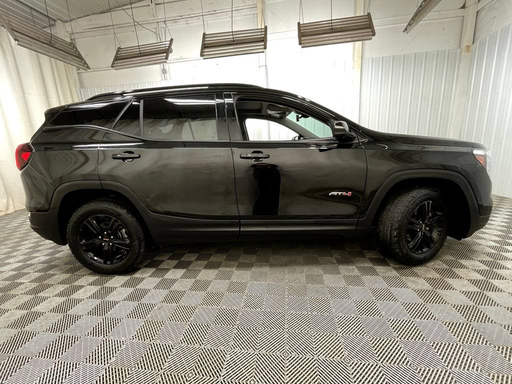 Certified 2024 GMC Terrain AT4 w/ Tech Package AWD/4WD image 22