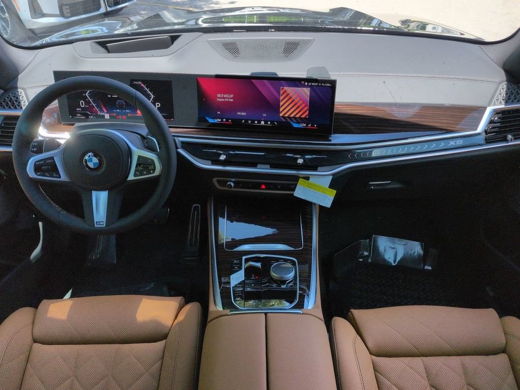 New 2026 BMW X5 xDrive40i w/ M Sport Package AWD/4WD image 15