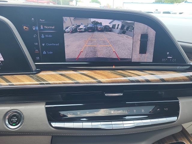 Used 2021 Cadillac Escalade Premium Luxury Platinum AWD/4WD image 16