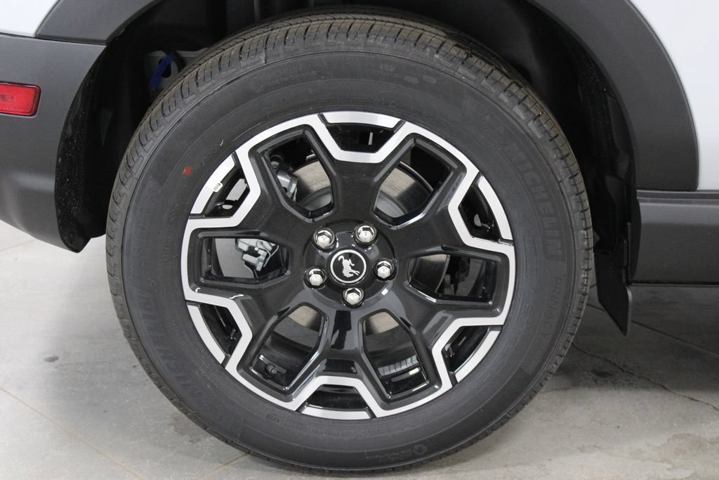 New 2026 Ford Bronco Sport Outer Banks AWD/4WD image 13