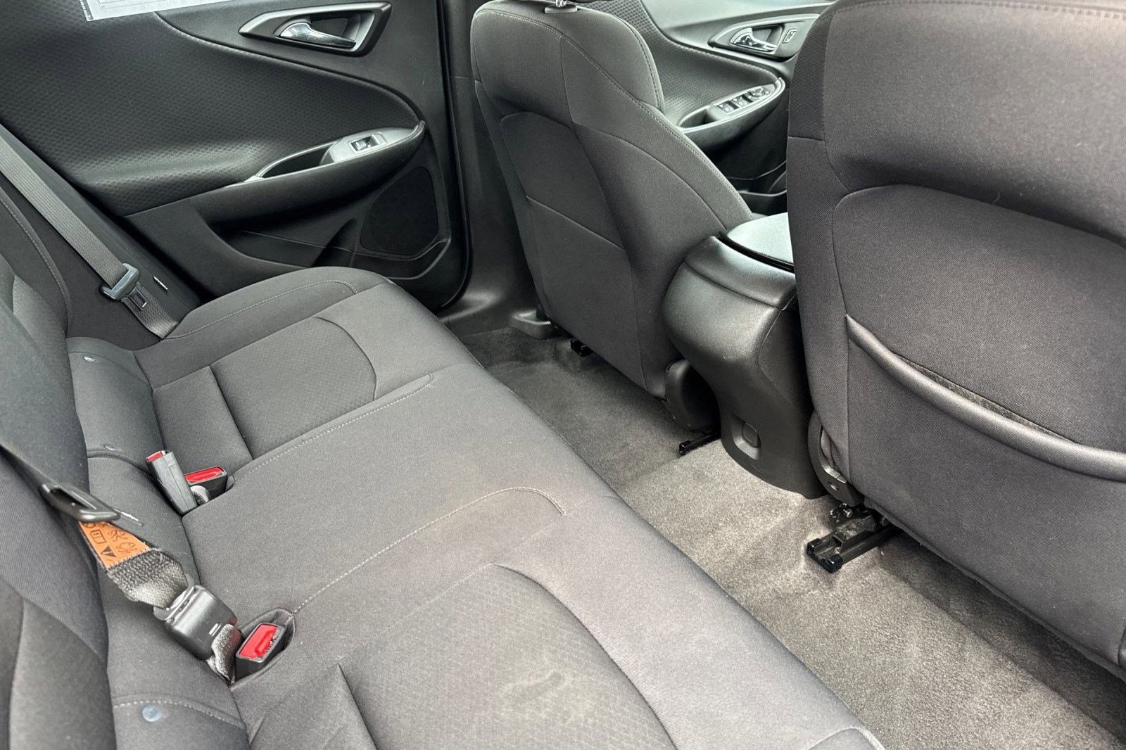 Used 2024 Chevrolet Malibu RS image 29