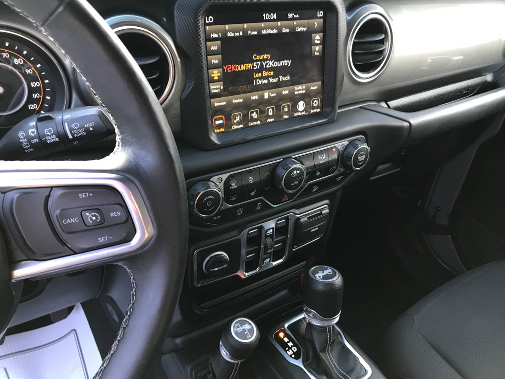 Used 2019 Jeep Wrangler Unlimited Sahara image 17